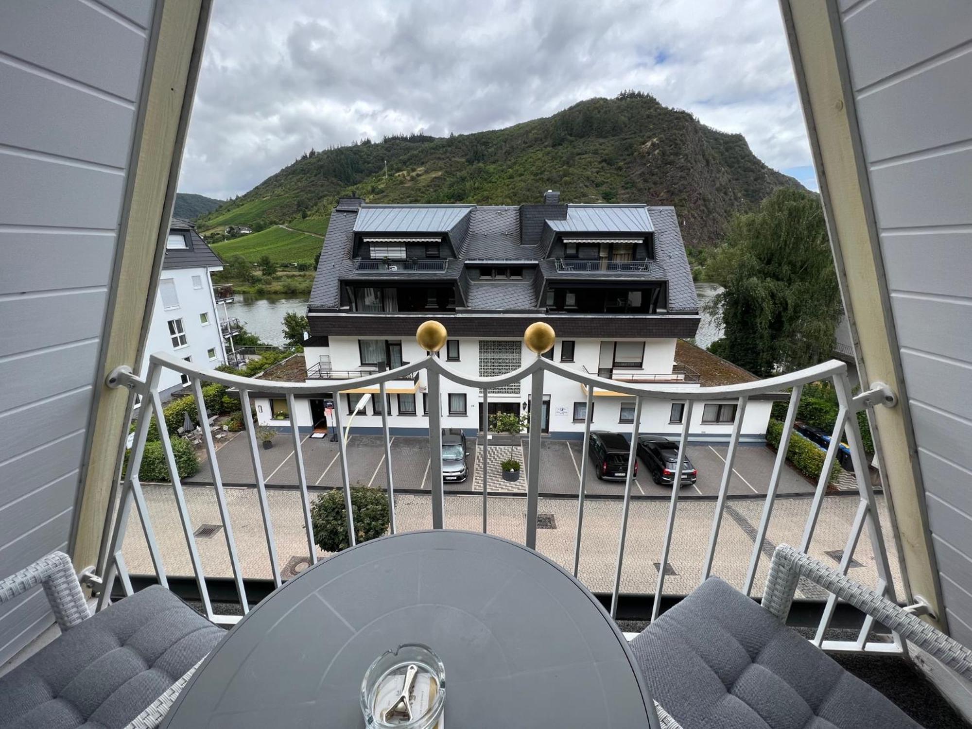 Haus Erholung Hotel Кохем Екстериор снимка