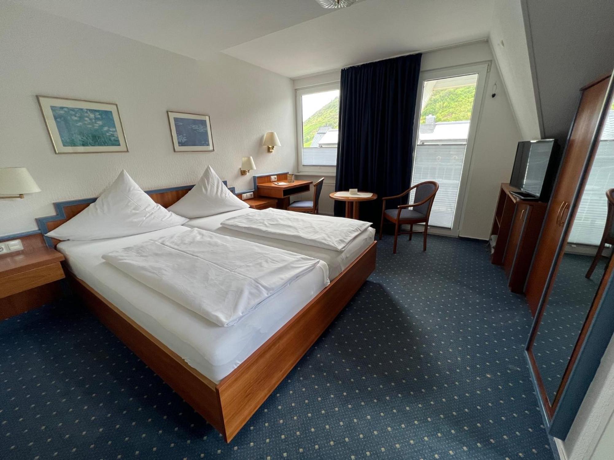 Haus Erholung Hotel Кохем Екстериор снимка